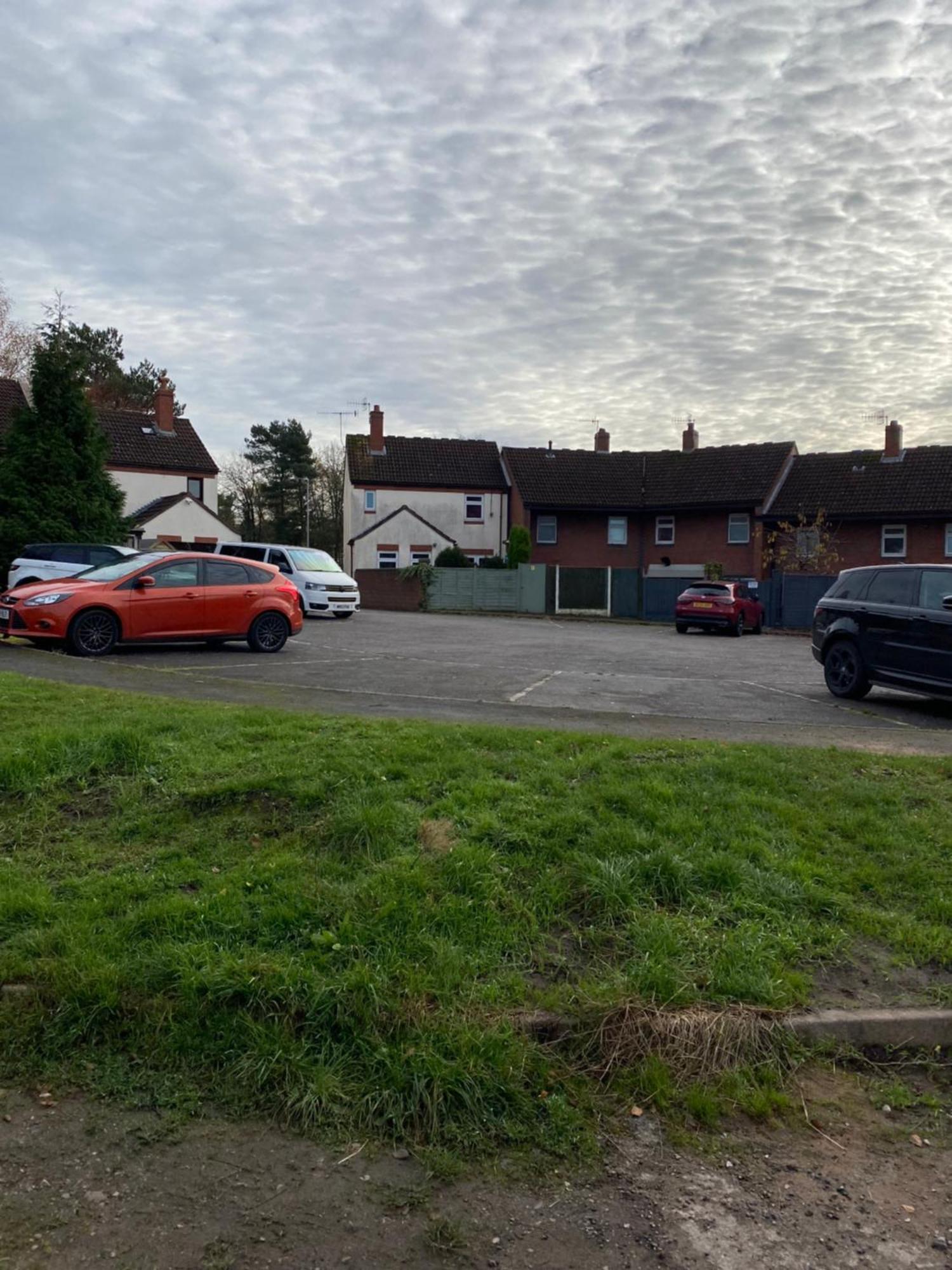 A Spacious Double Bed Studio Stoke-on-Trent Esterno foto